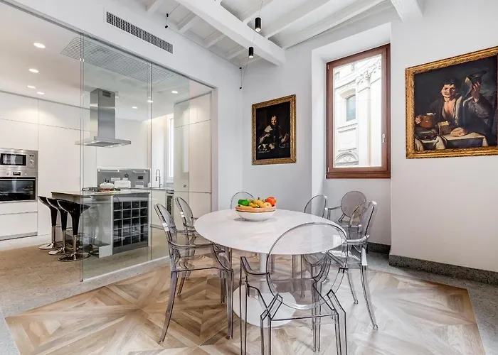Casa vacanze Bmga L Luxury With Patio In Trastevere Roma